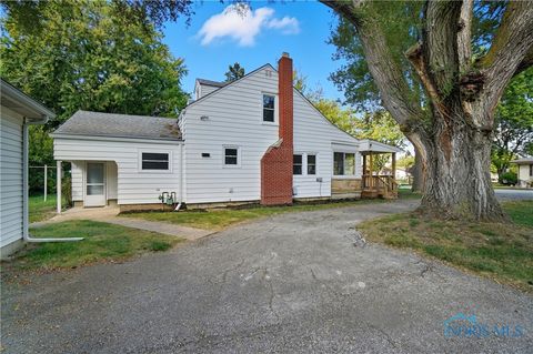 Tiny photo for 104 Revere Road, Walbridge, OH 43465 (MLS # 6135993)