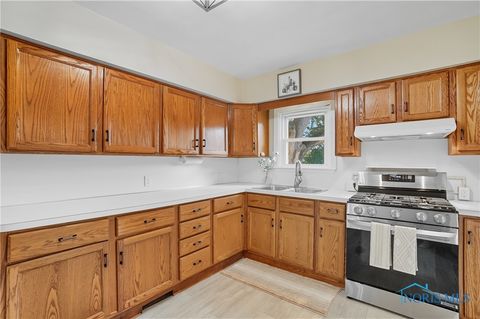 Tiny photo for 104 Revere Road, Walbridge, OH 43465 (MLS # 6135993)
