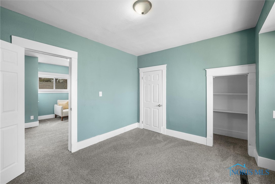 5805 Fryer Avenue, Toledo, Ohio image 9
