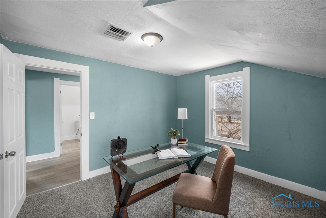 5805 Fryer Avenue, Toledo, Ohio image 18