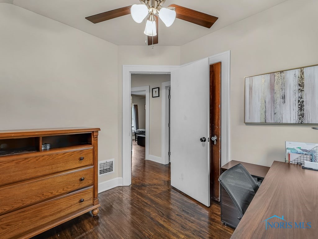 2238 Oak Grove Place, Toledo, Ohio image 21