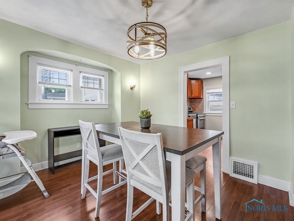 2238 Oak Grove Place, Toledo, Ohio image 11