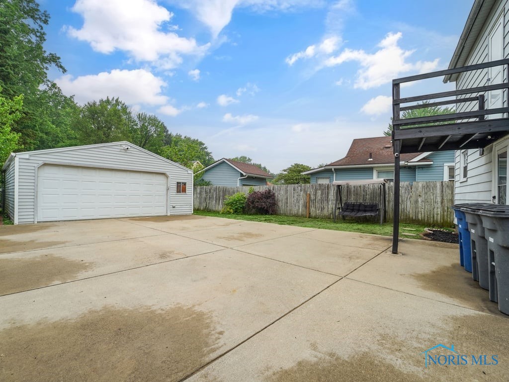 2238 Oak Grove Place, Toledo, Ohio image 34