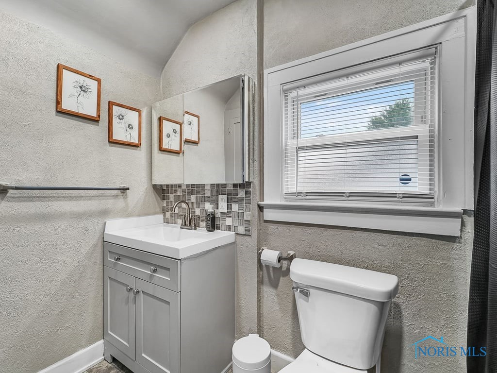 2238 Oak Grove Place, Toledo, Ohio image 23