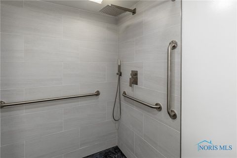 Tiny photo for 4840 Elm Place, Toledo, OH 43613 (MLS # 6136246)