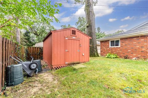 Tiny photo for 4840 Elm Place, Toledo, OH 43613 (MLS # 6136246)