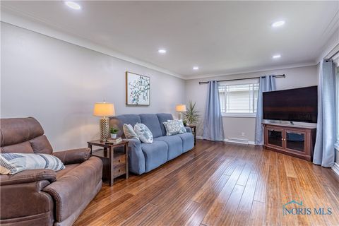 Tiny photo for 4840 Elm Place, Toledo, OH 43613 (MLS # 6136246)