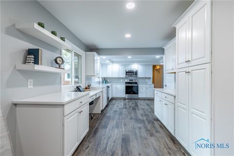 Tiny photo for 4840 Elm Place, Toledo, OH 43613 (MLS # 6136246)