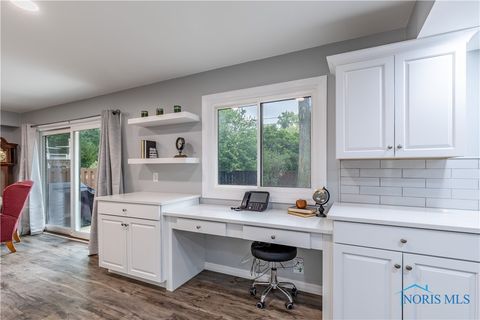 Tiny photo for 4840 Elm Place, Toledo, OH 43613 (MLS # 6136246)