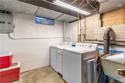 Tiny photo for 4840 Elm Place, Toledo, OH 43613 (MLS # 6136246)