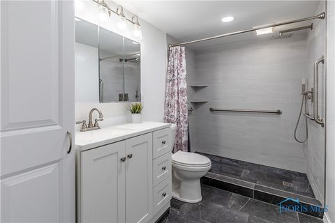 Tiny photo for 4840 Elm Place, Toledo, OH 43613 (MLS # 6136246)