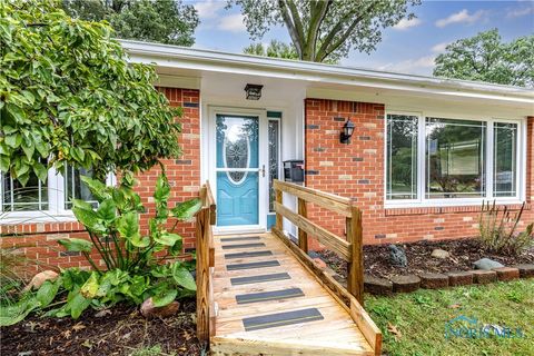 Tiny photo for 4840 Elm Place, Toledo, OH 43613 (MLS # 6136246)