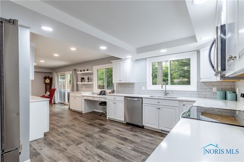 Tiny photo for 4840 Elm Place, Toledo, OH 43613 (MLS # 6136246)