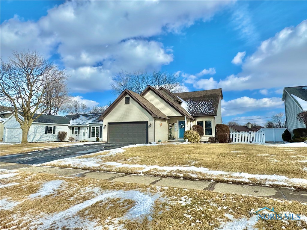 1950 Carvelle Drive, Northwood, Ohio image 2