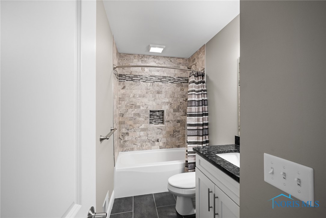 9575 Newbury Lane, Whitehouse, Ohio image 24