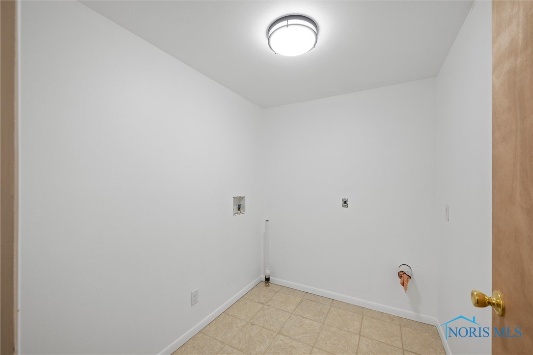 355 Fifth Street, Clay Center, Ohio image 17