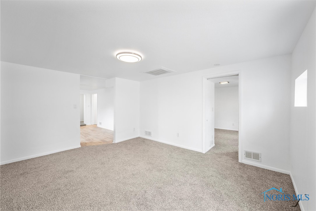 355 Fifth Street, Clay Center, Ohio image 7