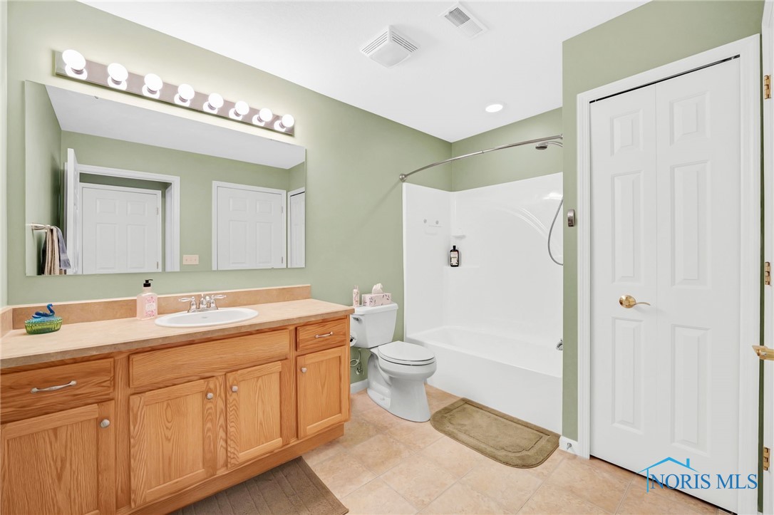 7719 E Watermark Drive #U14-77, Findlay, Ohio image 23