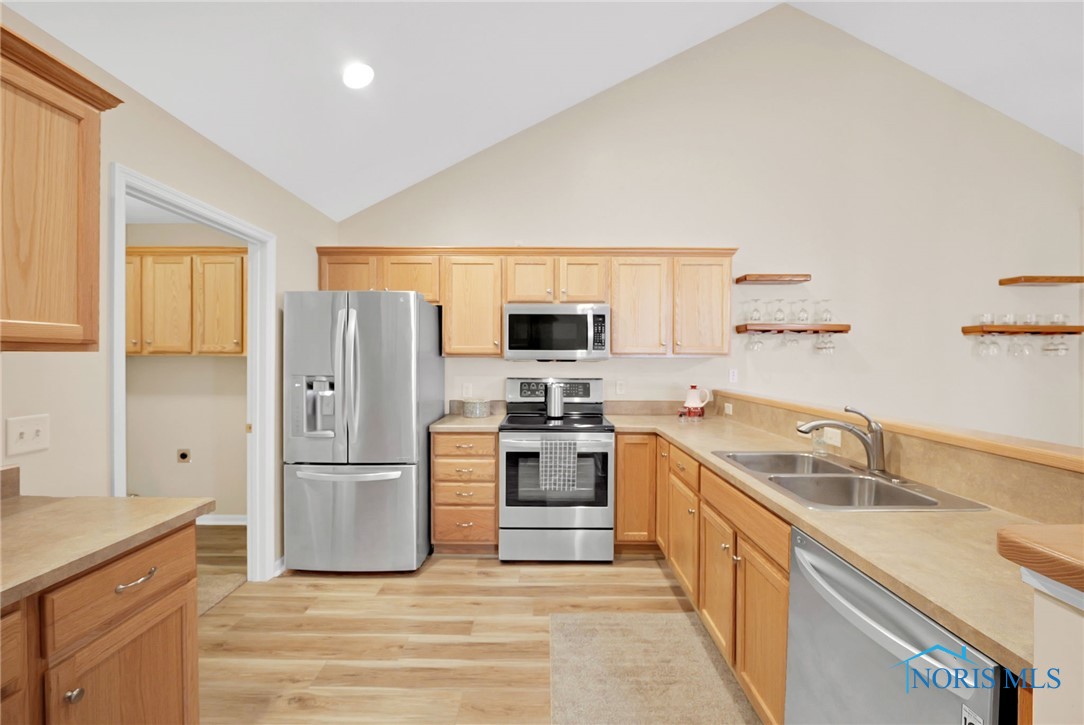 7719 E Watermark Drive #U14-77, Findlay, Ohio image 13