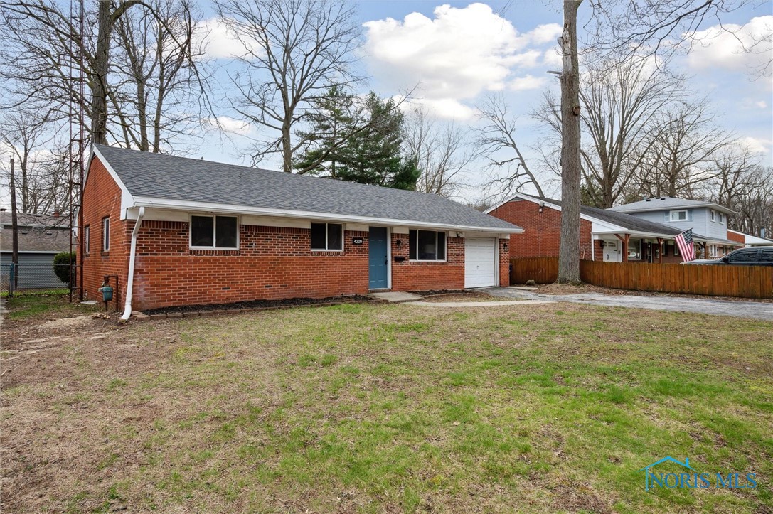 4209 Penelope Drive, Toledo, Ohio image 3
