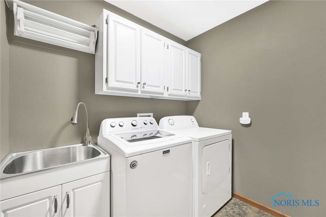 334 Hidden Lake Drive, Holland, Ohio image 29