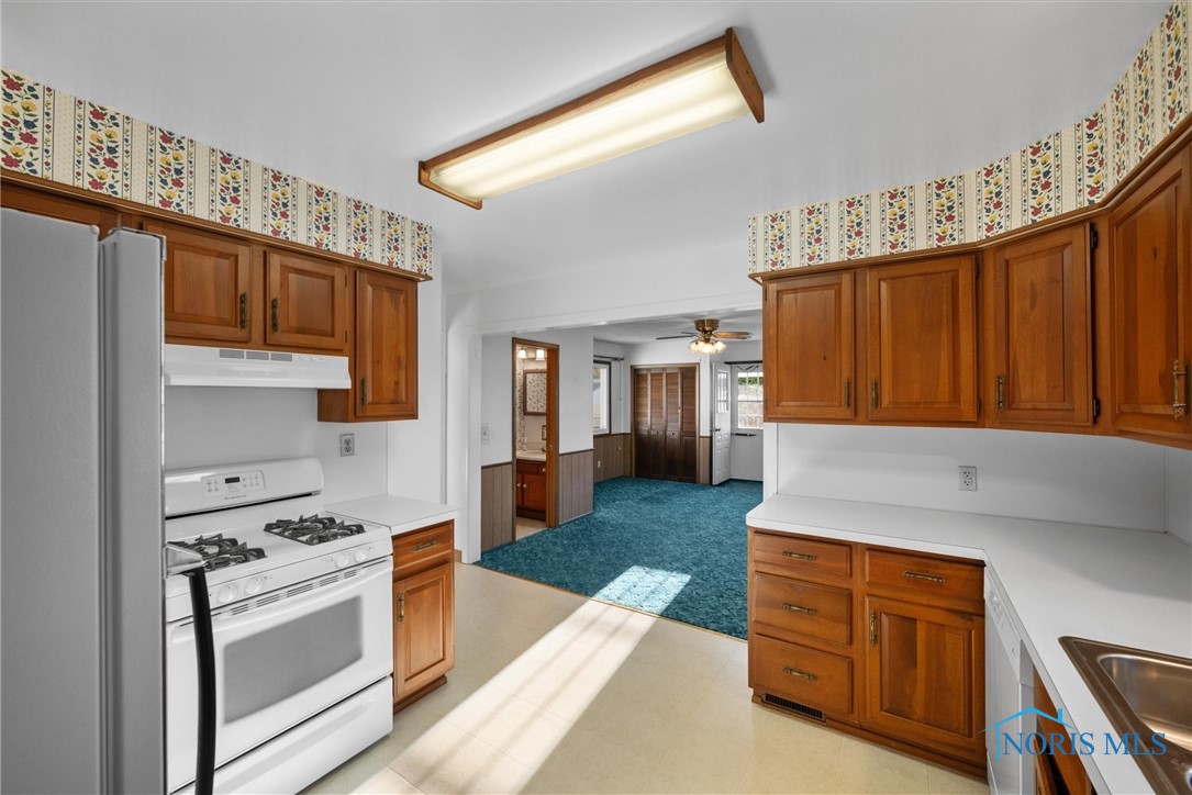 5148 Fern Drive, Toledo, Ohio image 19