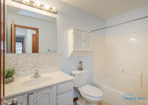 Tiny photo for 810 Lelanford Circle, Bowling Green, OH 43402 (MLS # 6136249)