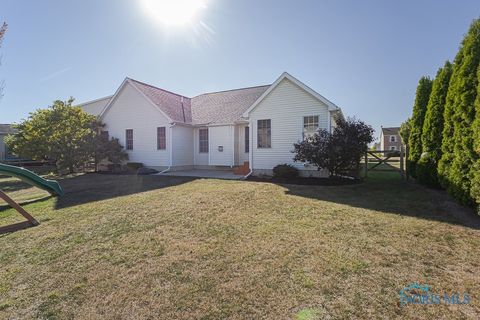 Tiny photo for 810 Lelanford Circle, Bowling Green, OH 43402 (MLS # 6136249)