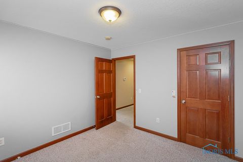 Tiny photo for 810 Lelanford Circle, Bowling Green, OH 43402 (MLS # 6136249)