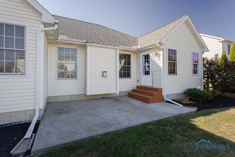 Tiny photo for 810 Lelanford Circle, Bowling Green, OH 43402 (MLS # 6136249)