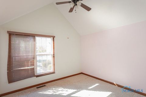 Tiny photo for 810 Lelanford Circle, Bowling Green, OH 43402 (MLS # 6136249)