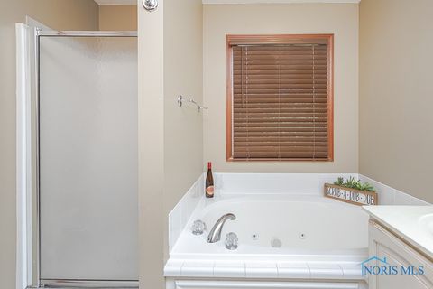 Tiny photo for 810 Lelanford Circle, Bowling Green, OH 43402 (MLS # 6136249)