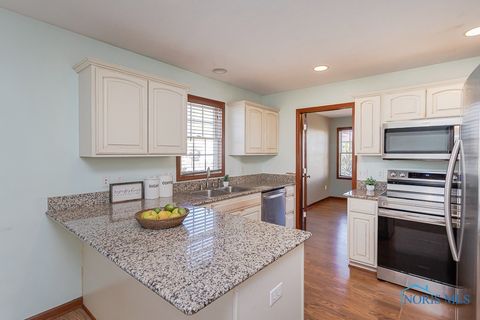 Tiny photo for 810 Lelanford Circle, Bowling Green, OH 43402 (MLS # 6136249)
