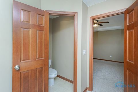 Tiny photo for 810 Lelanford Circle, Bowling Green, OH 43402 (MLS # 6136249)