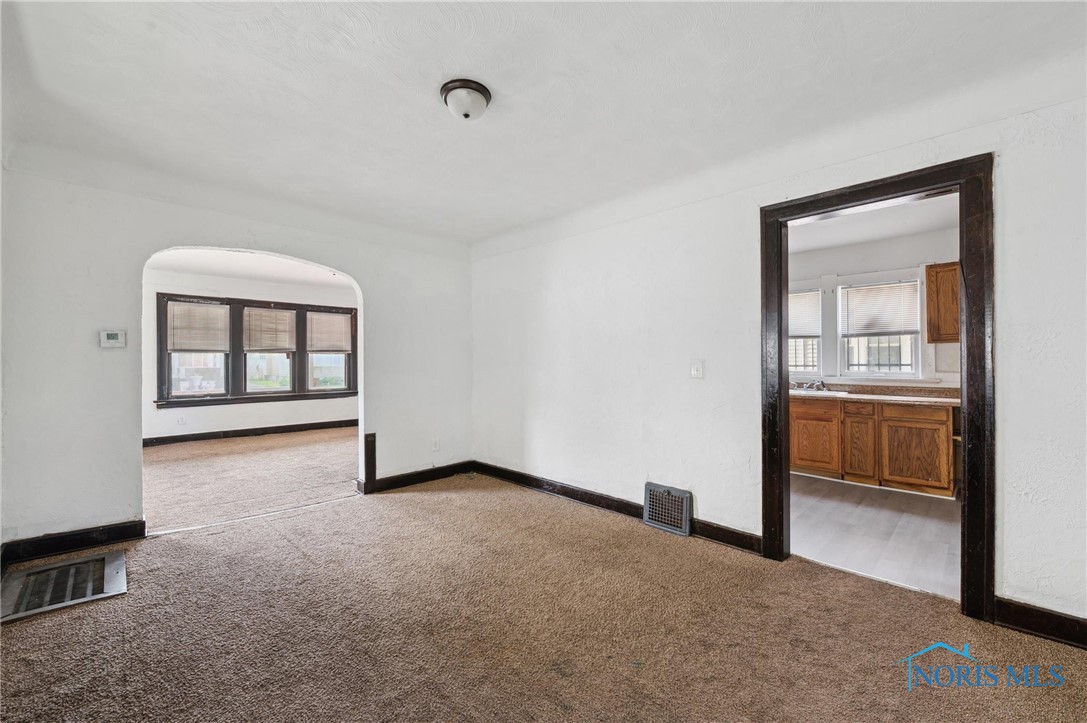 1908 Parkdale Avenue, Toledo, Ohio image 11