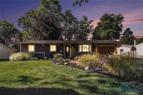 Tiny photo for 6053 Gregory Drive, Sylvania, OH 43560 (MLS # 6136949)