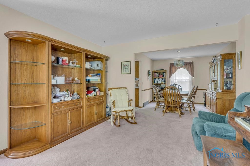 3739 Wild Pheasant Lane, Sylvania, Ohio image 7