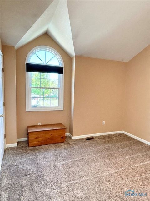 Tiny photo for 1126 Heritage Lane, Oregon, OH 43616 (MLS # 6136638)