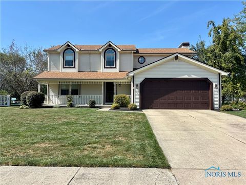 Photo of 1126 Heritage Lane, Oregon, OH 43616 (MLS # 6136638)