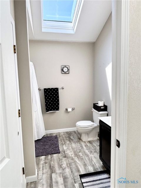 Tiny photo for 1126 Heritage Lane, Oregon, OH 43616 (MLS # 6136638)