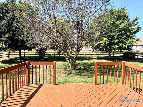 Tiny photo for 1126 Heritage Lane, Oregon, OH 43616 (MLS # 6136638)