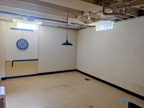 Tiny photo for 5559 Sunnyside Drive, Toledo, OH 43612 (MLS # 6136666)