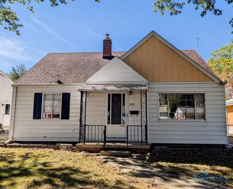 Photo of 5559 Sunnyside Drive, Toledo, OH 43612 (MLS # 6136666)