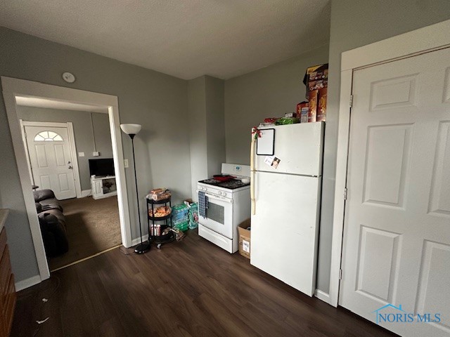 2032 Fairfax Road, Toledo, Ohio image 4