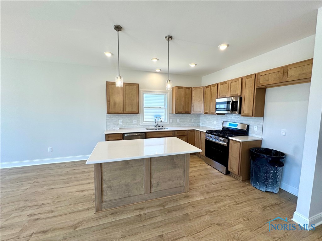 5042 Noah Lane, Oregon, Ohio image 3
