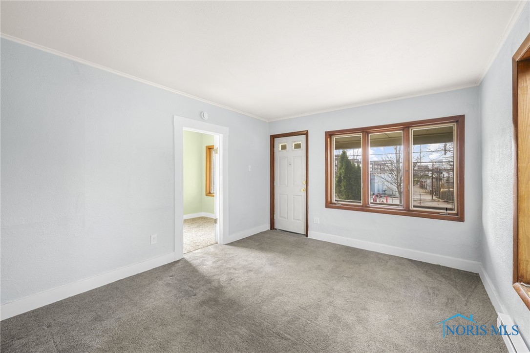 2023 Navarre Avenue, Toledo, Ohio image 8