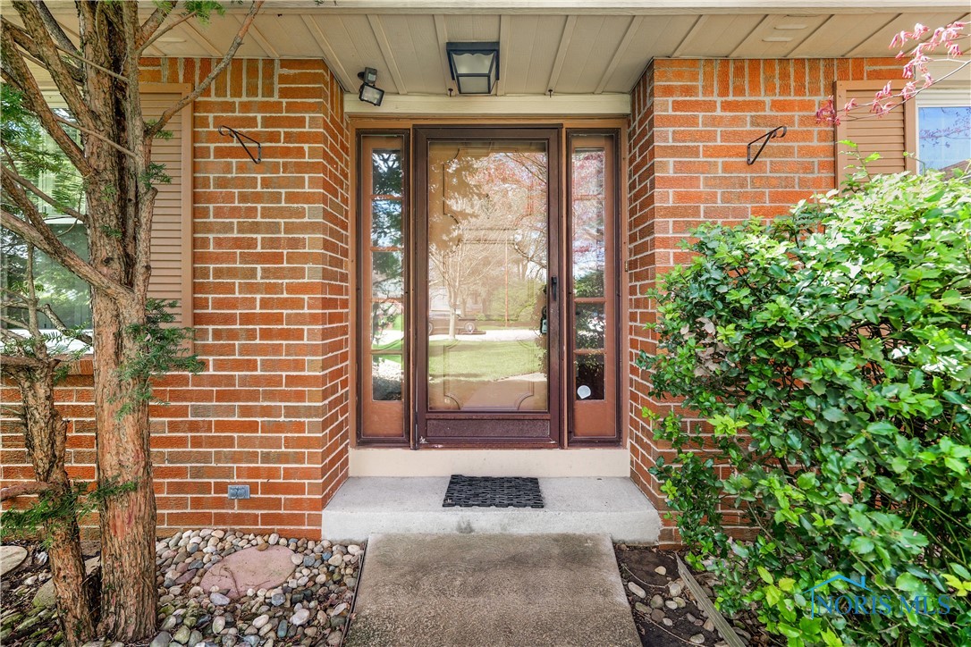 4347 Pacquin Lane, Toledo, Ohio image 2
