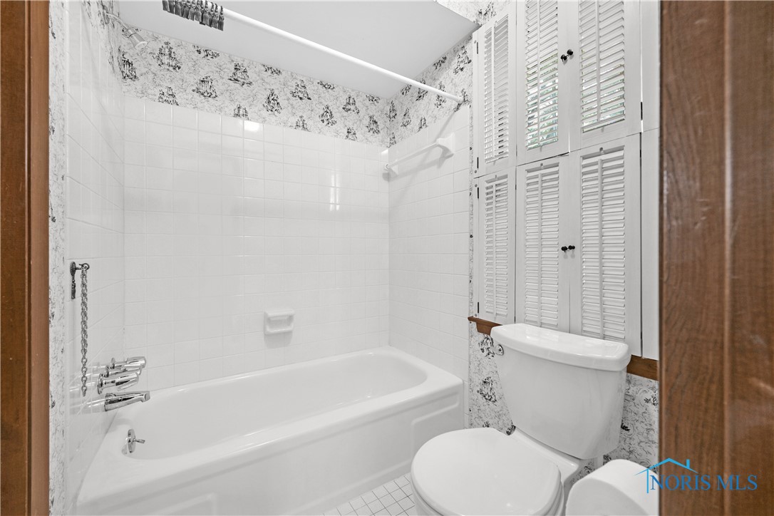 4347 Pacquin Lane, Toledo, Ohio image 15