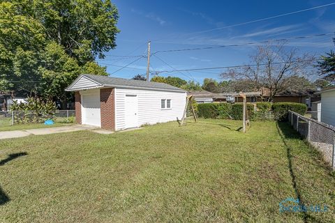Tiny photo for 6102 Everwood Road, Toledo, OH 43613 (MLS # 6136695)