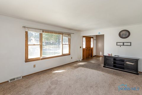 Tiny photo for 6102 Everwood Road, Toledo, OH 43613 (MLS # 6136695)